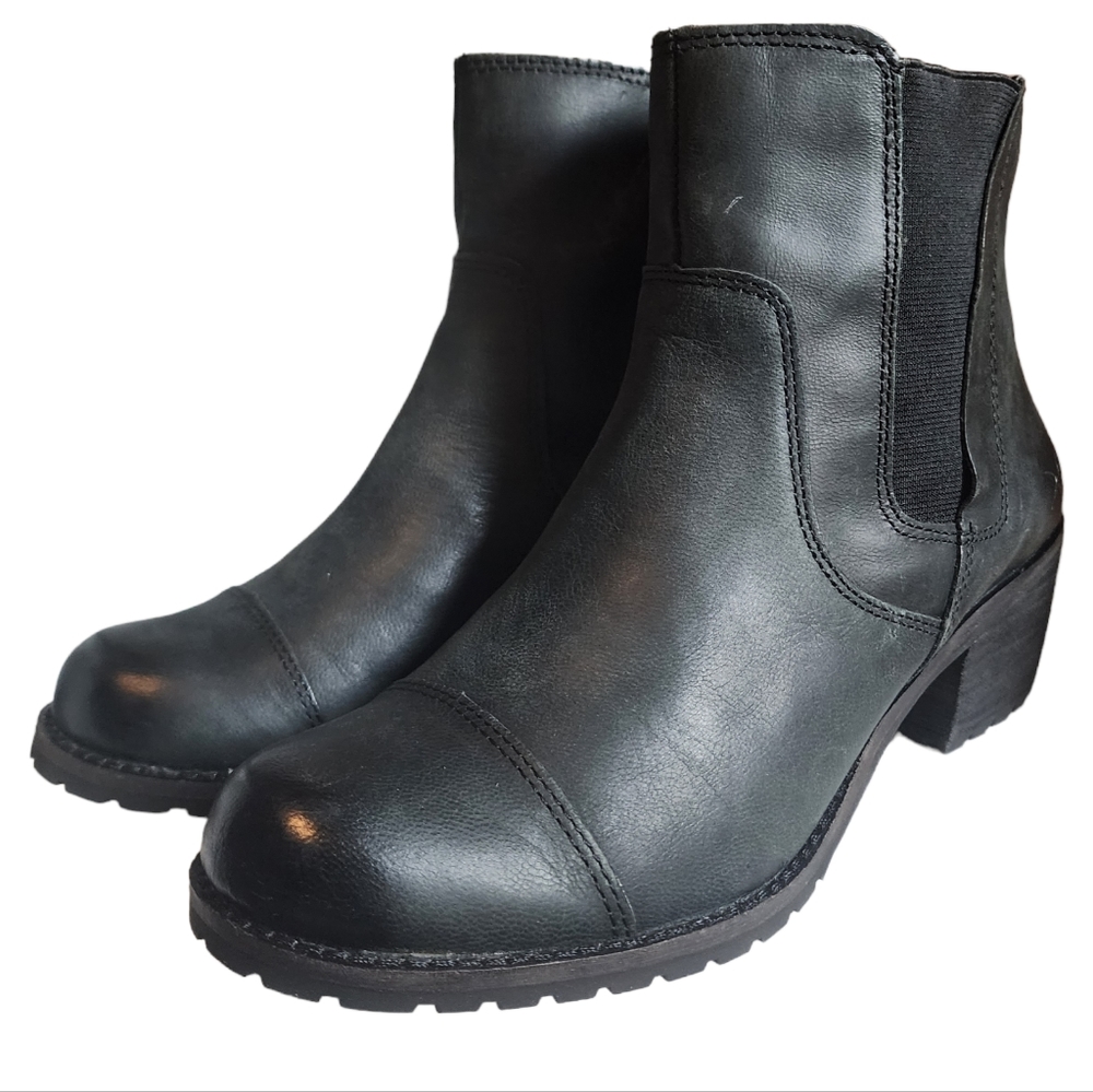 NEW Aertrex Autumn Green Gray Leather Burnished Toe Heeled Ankle Boot